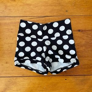 Lala Land hot yoga shorts